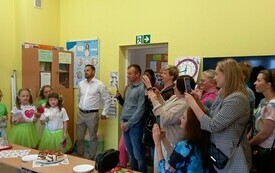 Dziękuję Mamo , dziękuję Tato ! 83