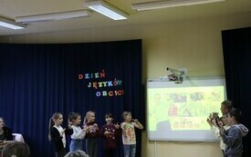Dzień Język&oacute;w Obcych w PSP w Chybicach 5
