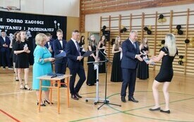 Niech dobro zagości w każdym powitaniu i pożegnaniu&hellip; 28