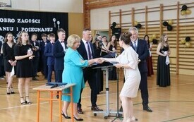 Niech dobro zagości w każdym powitaniu i pożegnaniu&hellip; 32