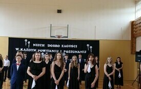 Niech dobro zagości w każdym powitaniu i pożegnaniu&hellip; 62