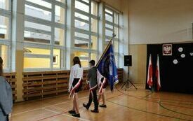 &bdquo;Wszystko ma sw&oacute;j czas&hellip;&rdquo;. Minęły wakacje &ndash; rozpoczynamy nowy rok szkolny w Publicznej Szkole Podstawowej im. Feliksa Szczęsnego Karnickiego w Chybicach.  25