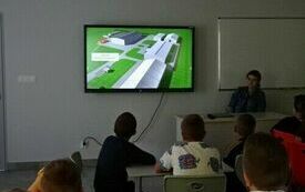 Prelekcja w PSP w Łomnie na temat segregacji śmieci 1