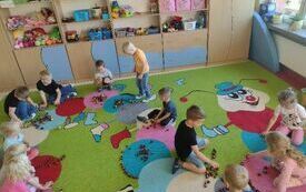 SENSORYCZNE POPOŁUDNIA W PRZEDSZKOLU 22