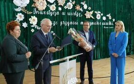 Uroczyste otwarcie rozbudowanego budynku Publicznej Szkoły Podstawowej w Łomnie 22