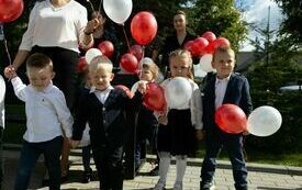 Uroczyste otwarcie rozbudowanego budynku Publicznej Szkoły Podstawowej w Łomnie 105