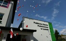 Uroczyste otwarcie rozbudowanego budynku Publicznej Szkoły Podstawowej w Łomnie 120