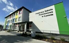 Uroczyste otwarcie rozbudowanego budynku Publicznej Szkoły Podstawowej w Łomnie 140