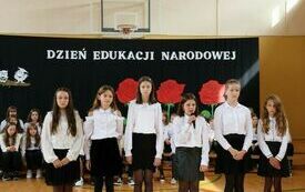 Dzień Edukacji Narodowej w Publicznej Szkole Podstawowej im. Feliksa Szczęsnego Karnickiego w Chybicach 15