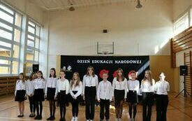 Dzień Edukacji Narodowej w Publicznej Szkole Podstawowej im. Feliksa Szczęsnego Karnickiego w Chybicach 23