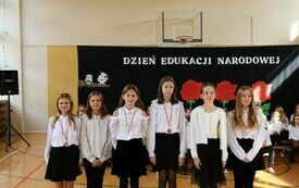 Dzień Edukacji Narodowej w Publicznej Szkole Podstawowej im. Feliksa Szczęsnego Karnickiego w Chybicach 25