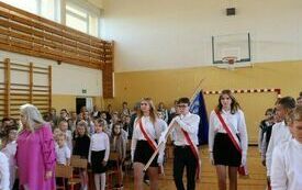 Dzień Edukacji Narodowej w Publicznej Szkole Podstawowej im. Feliksa Szczęsnego Karnickiego w Chybicach 32