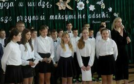 Dzień Edukacji Narodowej - PSP Łomno 3