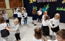 Pasowanie na Przedszkolaka w Dąbrowie 6