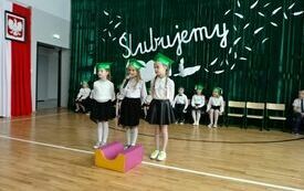 Ślubowanie klasy pierwszej - PSP Łomno 85
