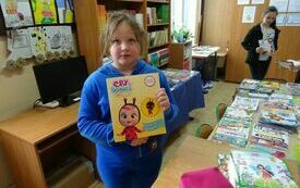Kiermasz książek w bibliotece szkolnej w PSP w Godowie 2