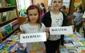 Kiermasz książek w bibliotece szkolnej w PSP w Godowie 7