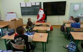 Mikołajki w klasie drugiej PSP w Godowie 14