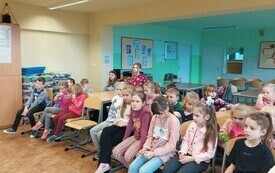 &bdquo;Wszyscy w dniu Bożego Narodzenia stajemy się dziećmi&hellip;&rdquo;. Przedświąteczny czas w świetlicy szkolnej w Chybicach 15