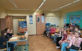 &bdquo;Wszyscy w dniu Bożego Narodzenia stajemy się dziećmi&hellip;&rdquo;. Przedświąteczny czas w świetlicy szkolnej w Chybicach 17