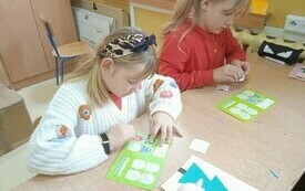 Natalka i Antek w Świecie Wielkiej Matematyki w klasie III b 4
