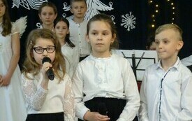 Jasełka bożonarodzeniowe w PSP w Godowie 23