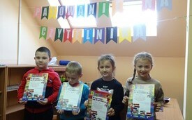Pasowanie na Czytelnika w PSP w Łomnie 6