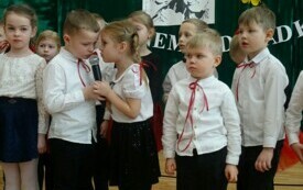 Dzień Babci i Dziadka  w Przedszkolu - PSP Łomno 35