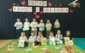 Chybickie przedszkolaki świętują!  1