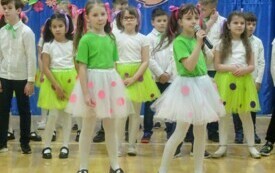 Dzień Babci i Dziadka w PSP im. W. Pomianowskiej w Radkowicach 8