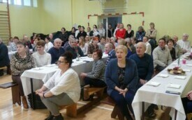 Dzień Babci i Dziadka w PSP im. W. Pomianowskiej w Radkowicach 25