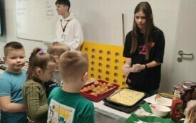 Finał Wielkiej Orkiestry Świątecznej Pomocy w naszej szkole - PSP Łomno 18