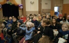 Wyjazd do teatru uczni&oacute;w klas I-III 17