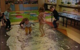 SENSORYCZNA ZIMA W PRZEDSZKOLU 79