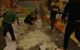 SENSORYCZNA ZIMA W PRZEDSZKOLU 81