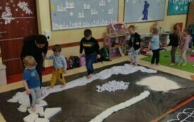 SENSORYCZNA ZIMA W PRZEDSZKOLU 102
