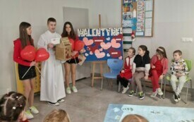 Poczta Walentynkowa, czyli walentynki w Szkole Podstawowej w Łomnie 6