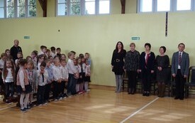 Szkoła do Hymnu 2022 2