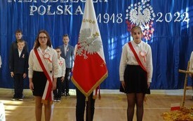 Szkoła do Hymnu 2022 4