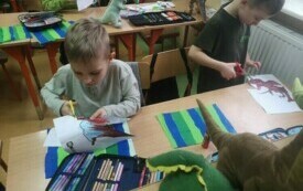 Dzień dinozaura w przedszkolu w Chybicach 42