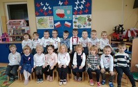 Święto Niepodległości w przedszkolu 15.11 13