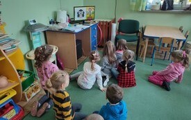 Dzień jeża w grupach przedszkolnych - PSP Łomno 8