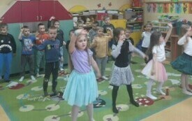  Międzynarodowy Dzień Tańca w przedszkolu w Chybicach 20