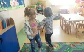  Międzynarodowy Dzień Tańca w przedszkolu w Chybicach 44