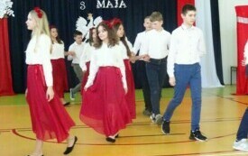 Uroczysty apel z okazji uchwalenia Konstytucji 3 Maja 9