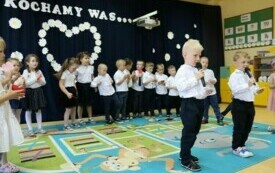 Dzień Mamy i Taty w Przedszkolu w Chybicach 32