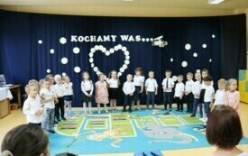Dzień Mamy i Taty w Przedszkolu w Chybicach 45