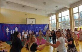 Rodzina to mały świat stworzony przez miłość  35
