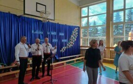 Rodzina to mały świat stworzony przez miłość  82