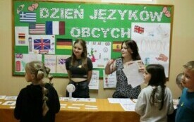 Dzień Język&oacute;w Obcych w Publicznej Szkole Podstawowej w Chybicach 64